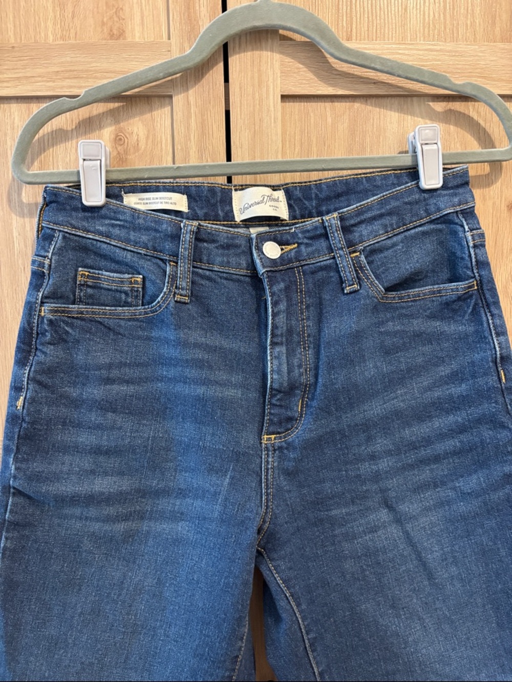 Women’s Universal Thread High-Rise Dark Blue Jeans - 6/28 - Regular
